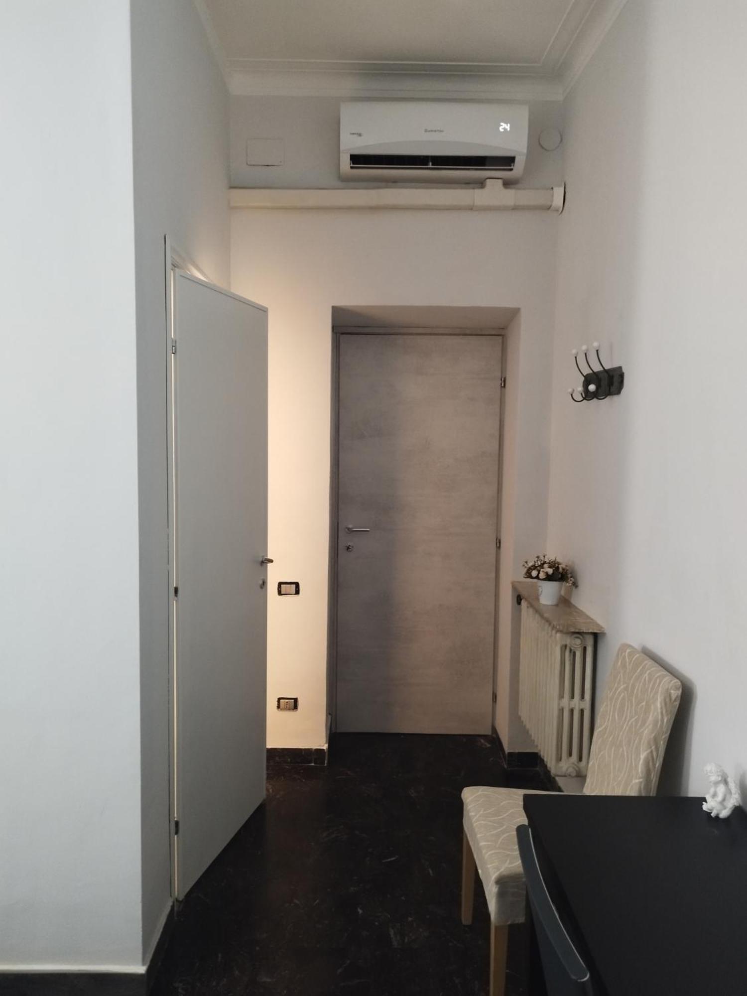 Colosseo Rooms B&B Rome Bagian luar foto
